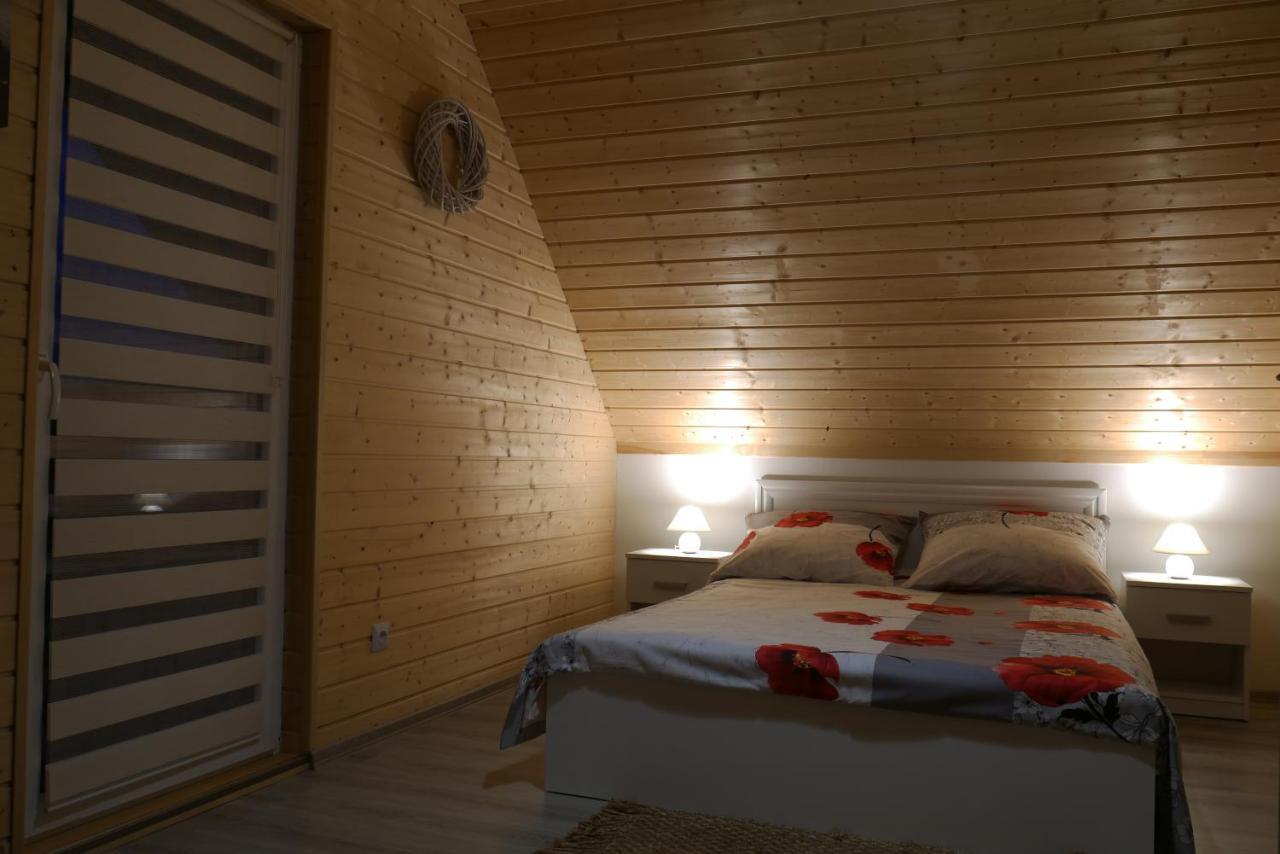 Domki Pod Polana Lesko Exterior photo